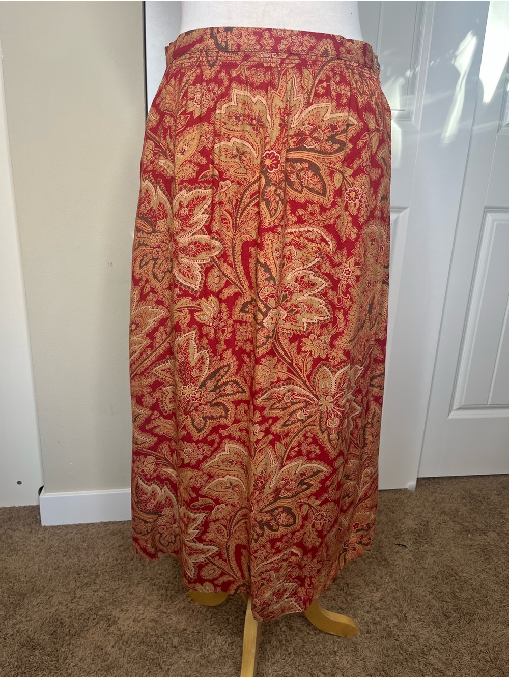 Vintage Y2K Laura Ashley Red Paisley Floral Maxi Skirt Womens Size 8 Bohemian